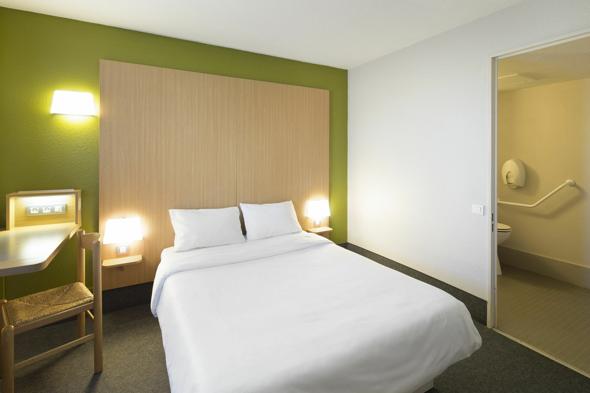 B&B Hotel Rennes Ouest Villejean Exterior foto